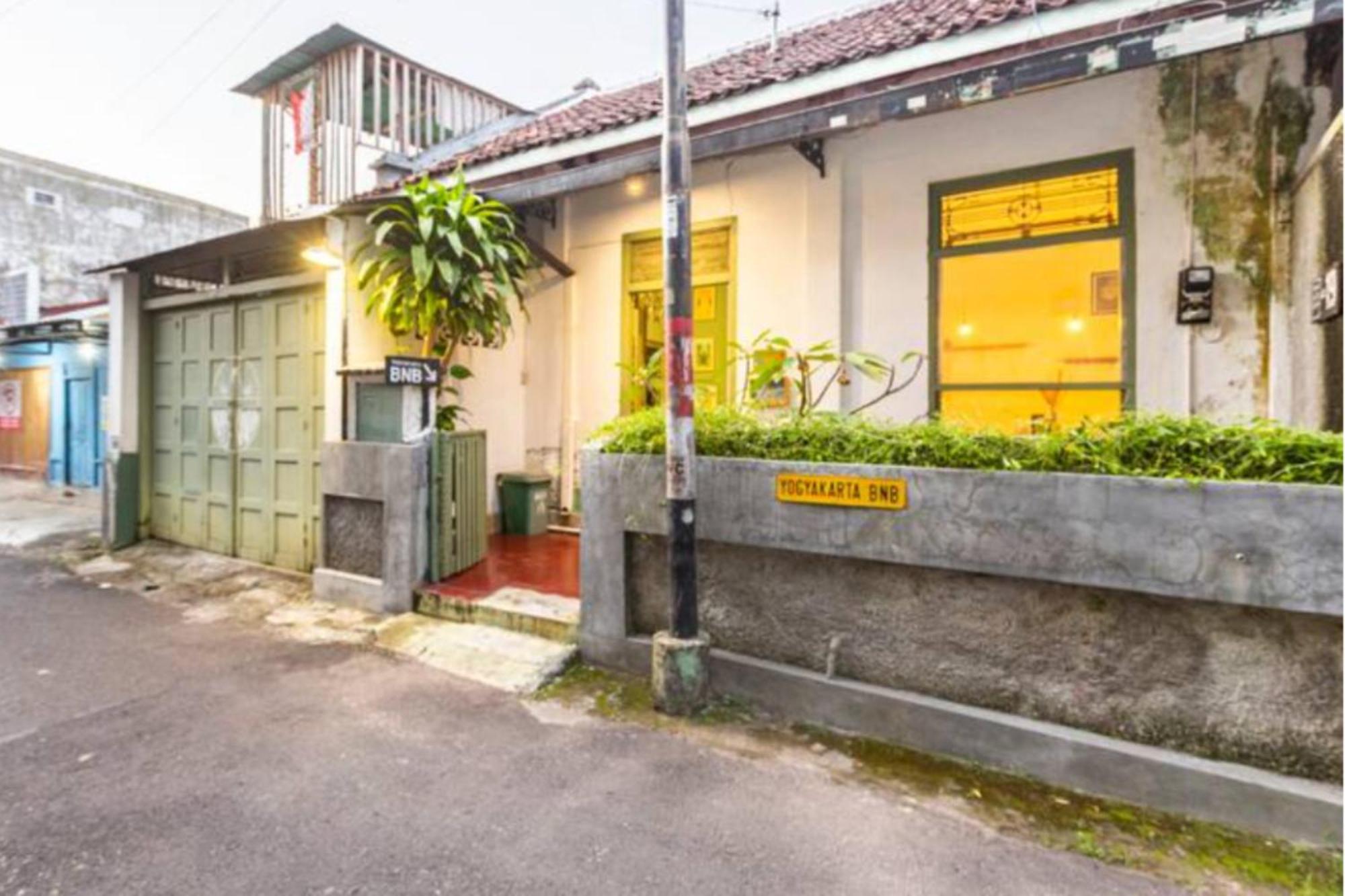 Yogyakarta Bnb Malioboro מראה חיצוני תמונה