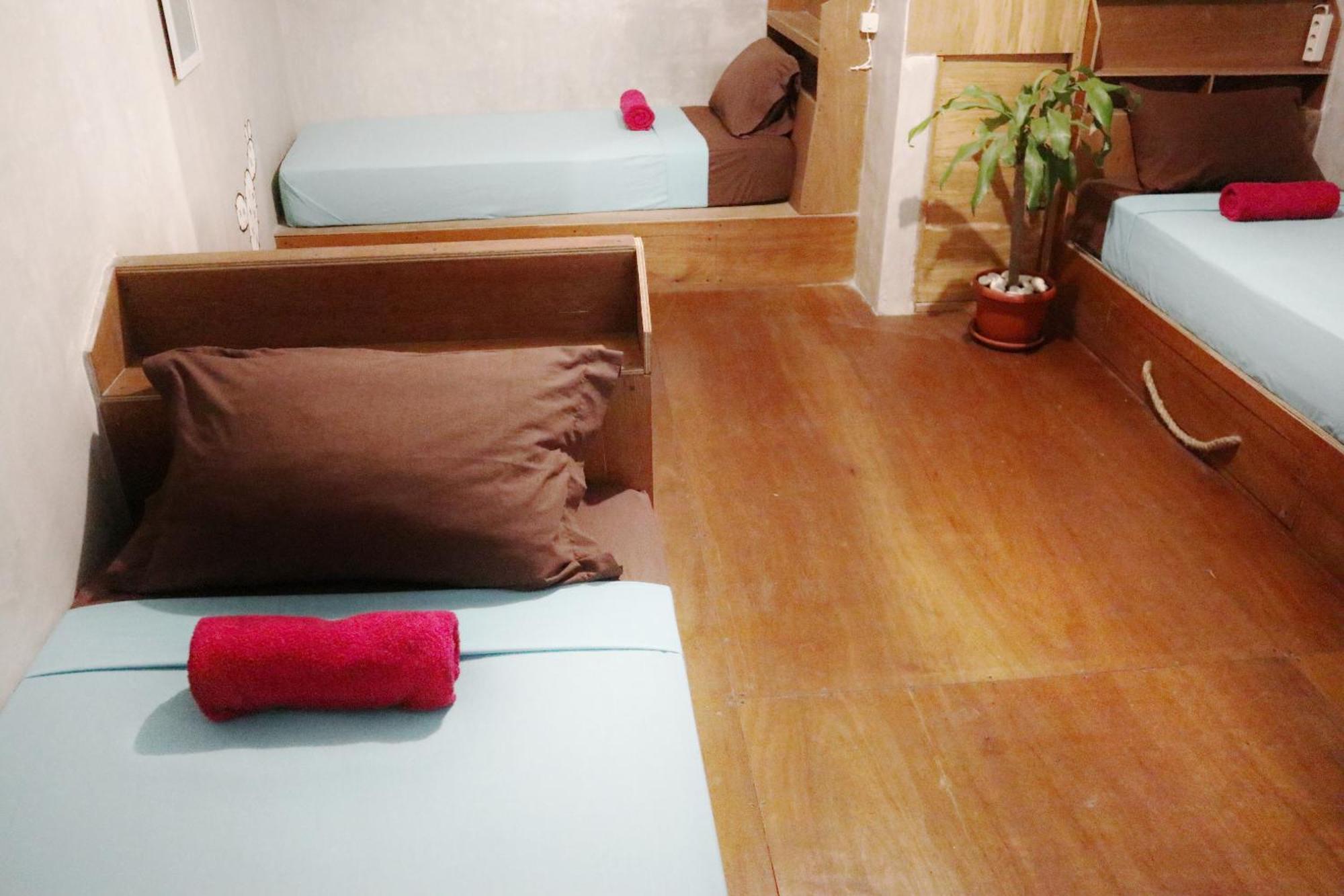 Yogyakarta Bnb Malioboro חדר תמונה
